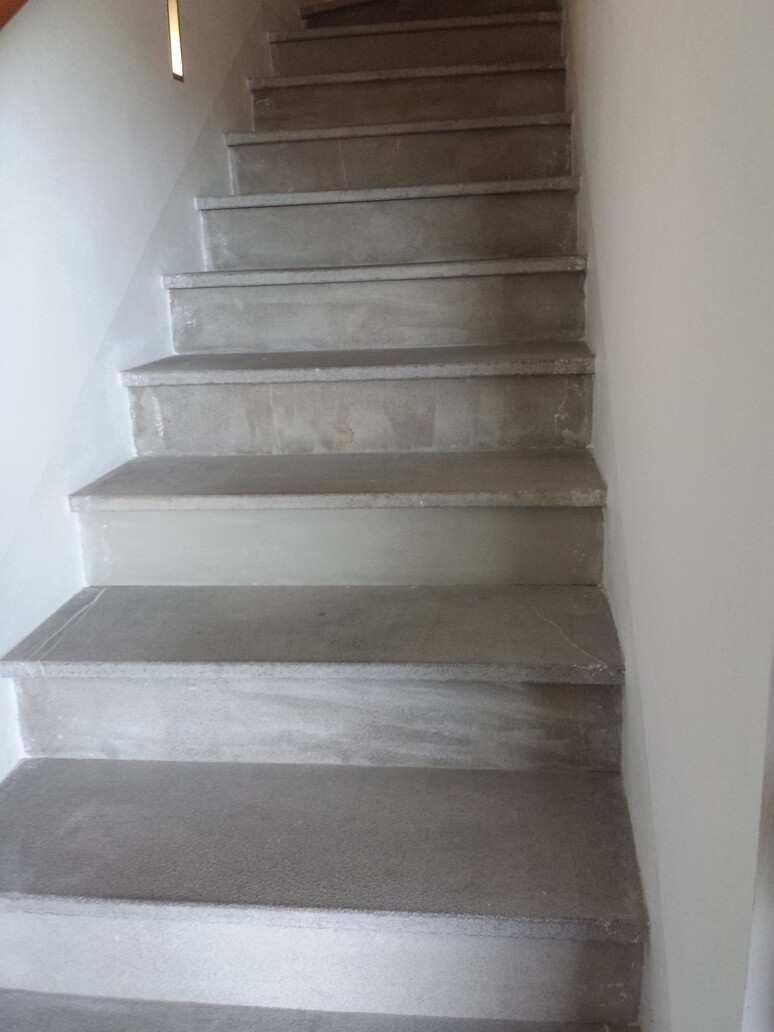 005 Pavimenti e Scale