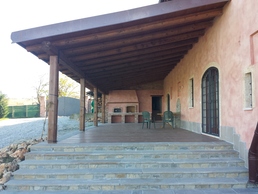 006 Gaia Pavimento Spacco 03.jpg