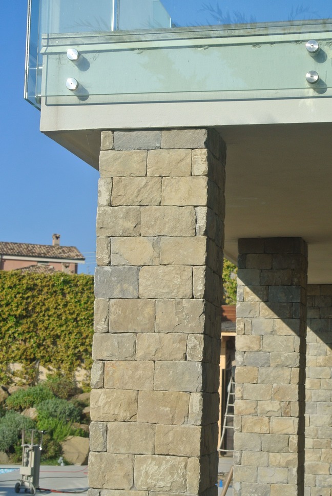009 Casa in Pietra di Langa