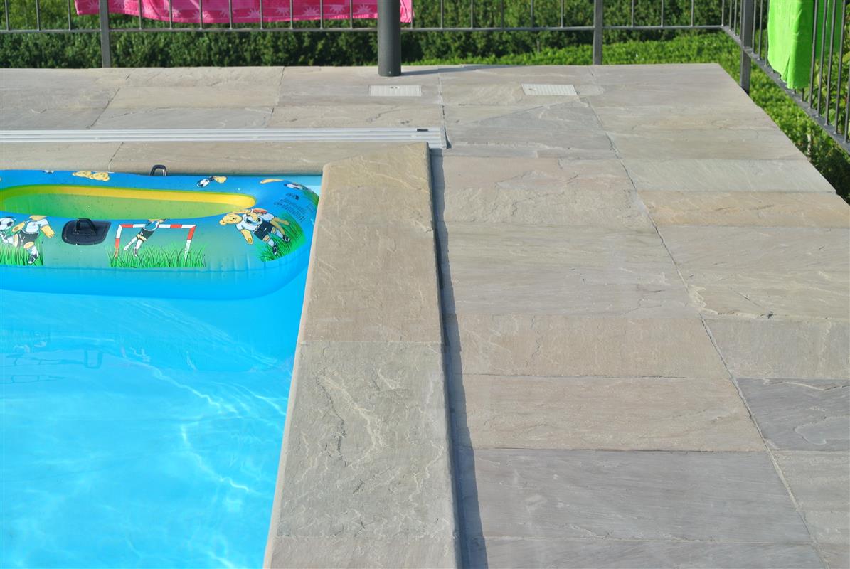012 Piscine 02.jpg