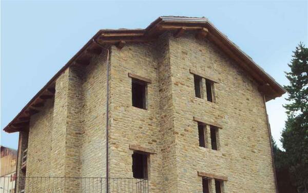 015 Casa in Pietra di Langa