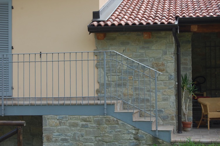 022 Casa in Pietra di Langa 08.jpg