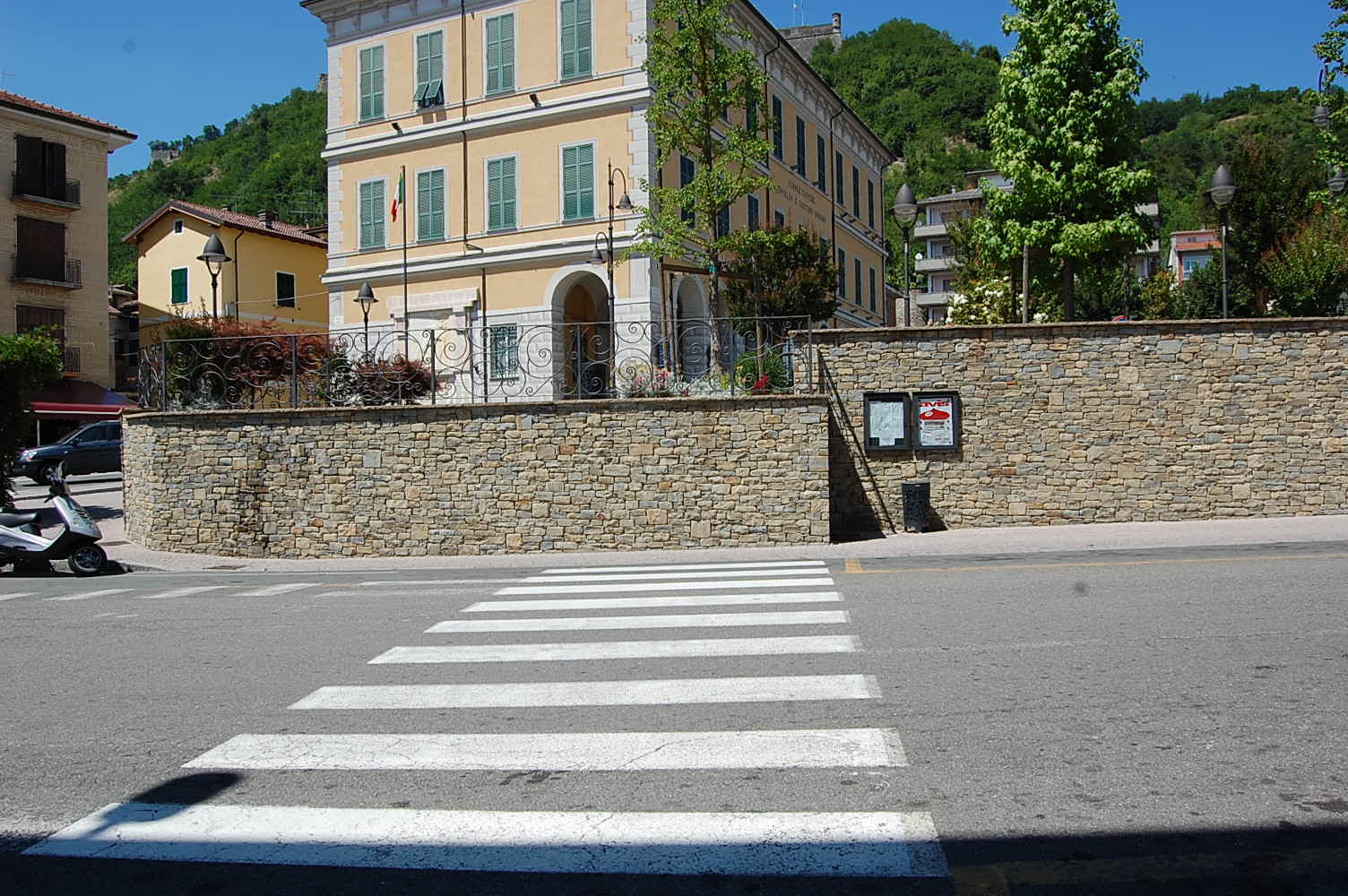 022 Muro in Pietra di Langa