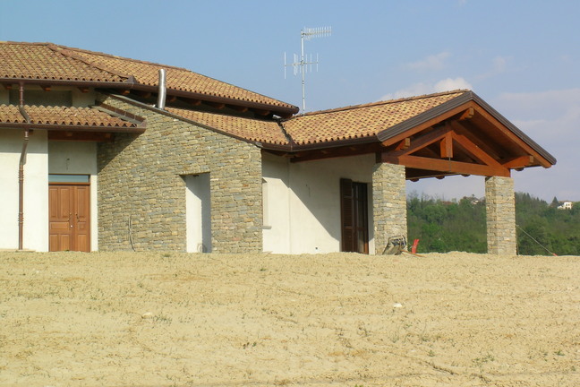 024 Casa in Pietra di Langa 03.jpg