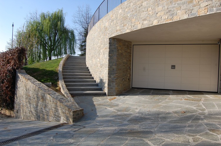 027 Casa in Pietra di Langa 03.jpg